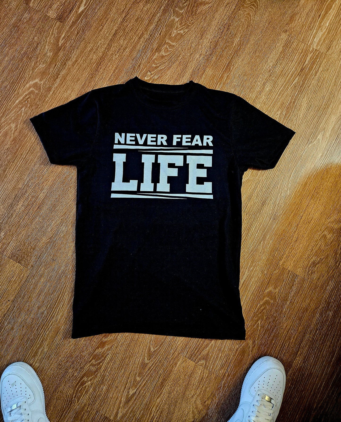 short sleeve black T-shirt